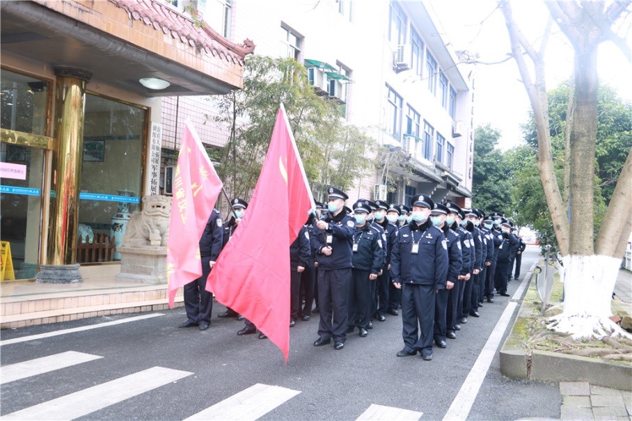 【战疫情·在行动】 “换防”进行时  接力再战“疫”