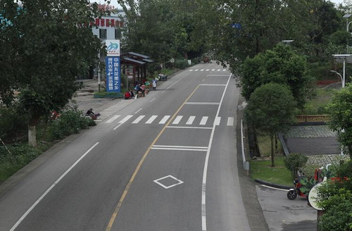 贡威路.jpg